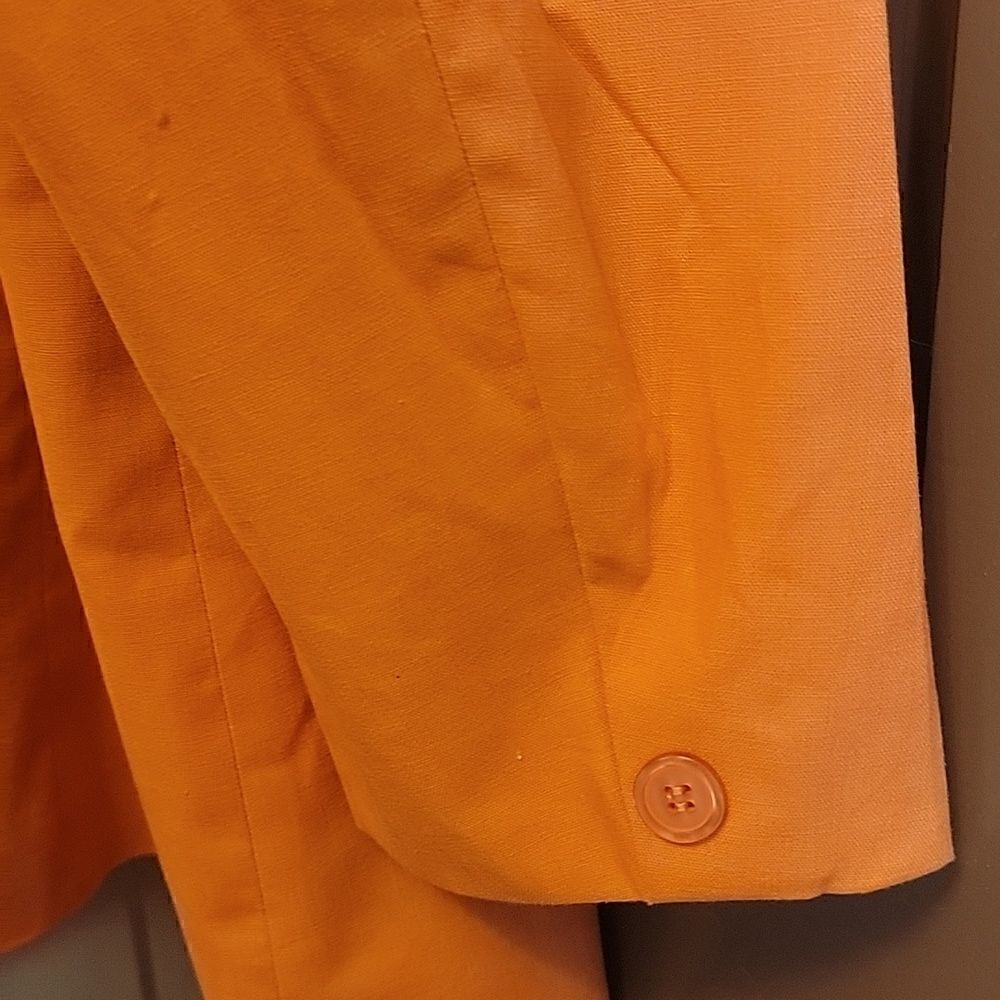 Chadwick's-Linen/Cotton orange, collared, long sleeved Blazer 26W. NWT. - Picture 5 of 6